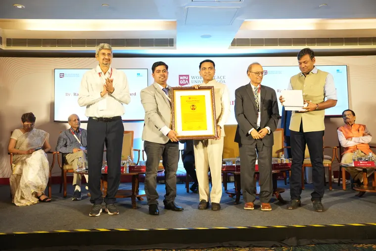 Presentation of the Dr. Raghunath Mashelkar Award for Innovation and Research at WPU GŌA